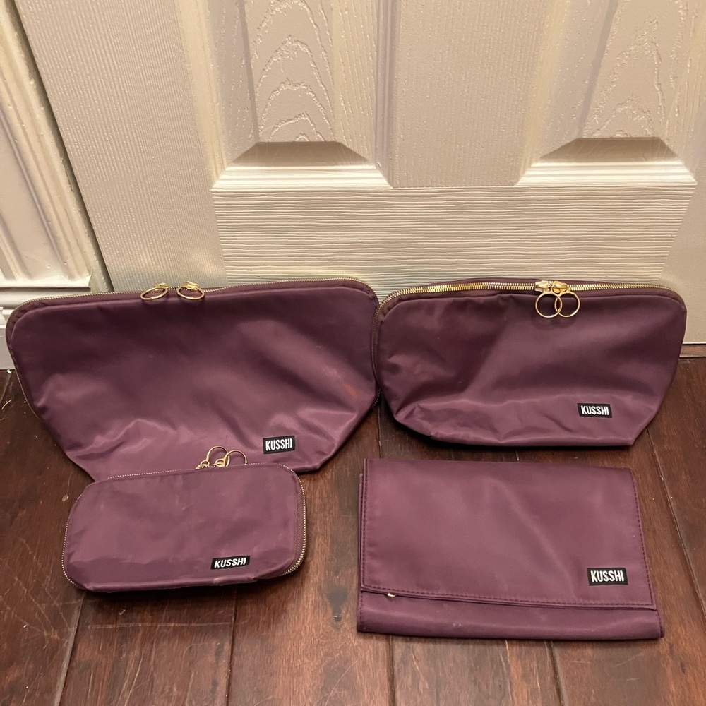 KUSSHI Make up Bags Set of 4